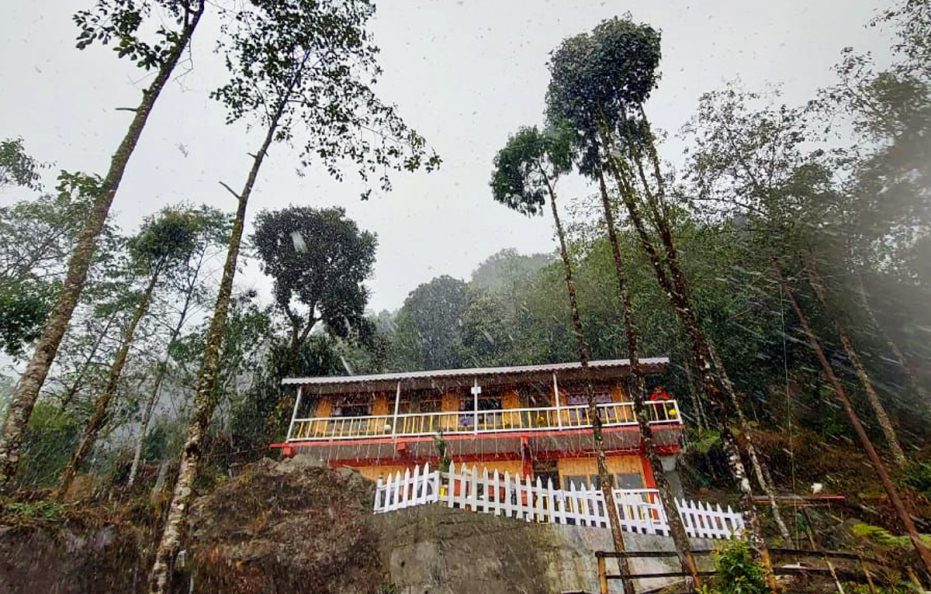Adda Hut Homestay