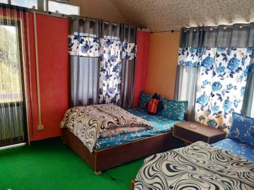Cottage Quadruple Room