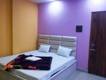 Standard Double Bedded Room