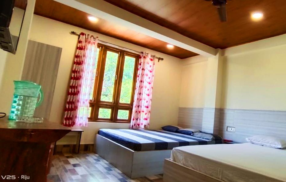 Deluxe Family Room