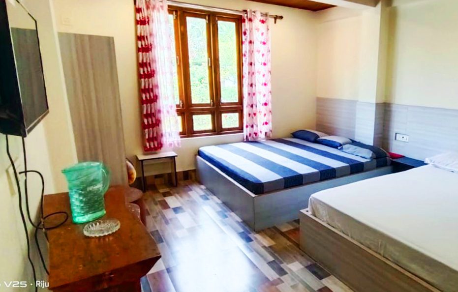 Deluxe Family Room