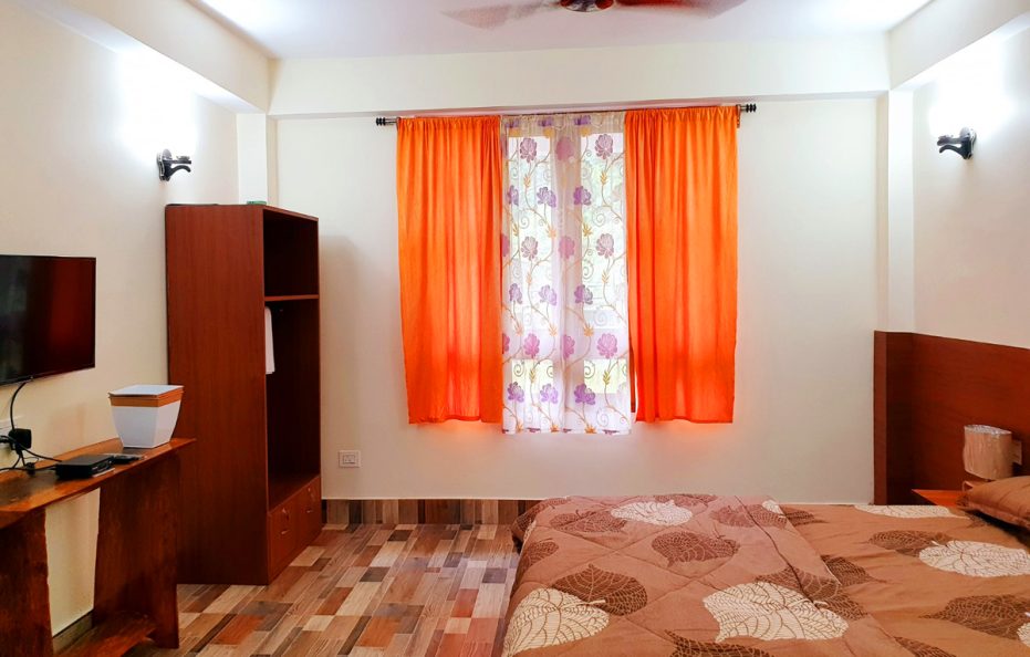 Deluxe Double Bedded Room
