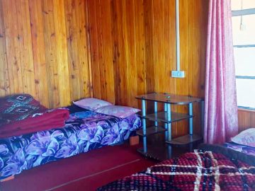 Deluxe Quadruple View Room