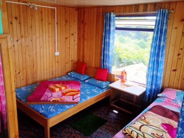 Deluxe Triple Bedded View Room